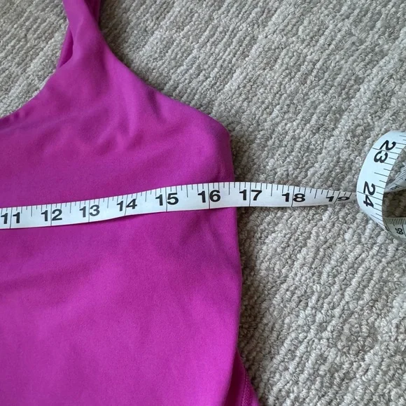 Lululemon Vibrant Pink Tank Top - Picture 8 of 8